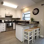 Townhouse Suite By Fsu Savemartcenter